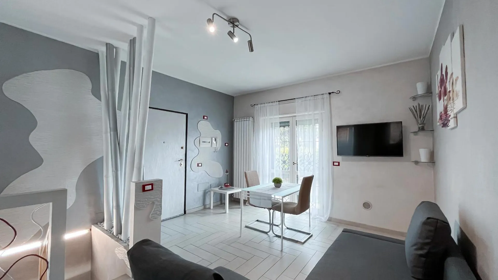 Oasi Holiday Anagnina Rome Apartment